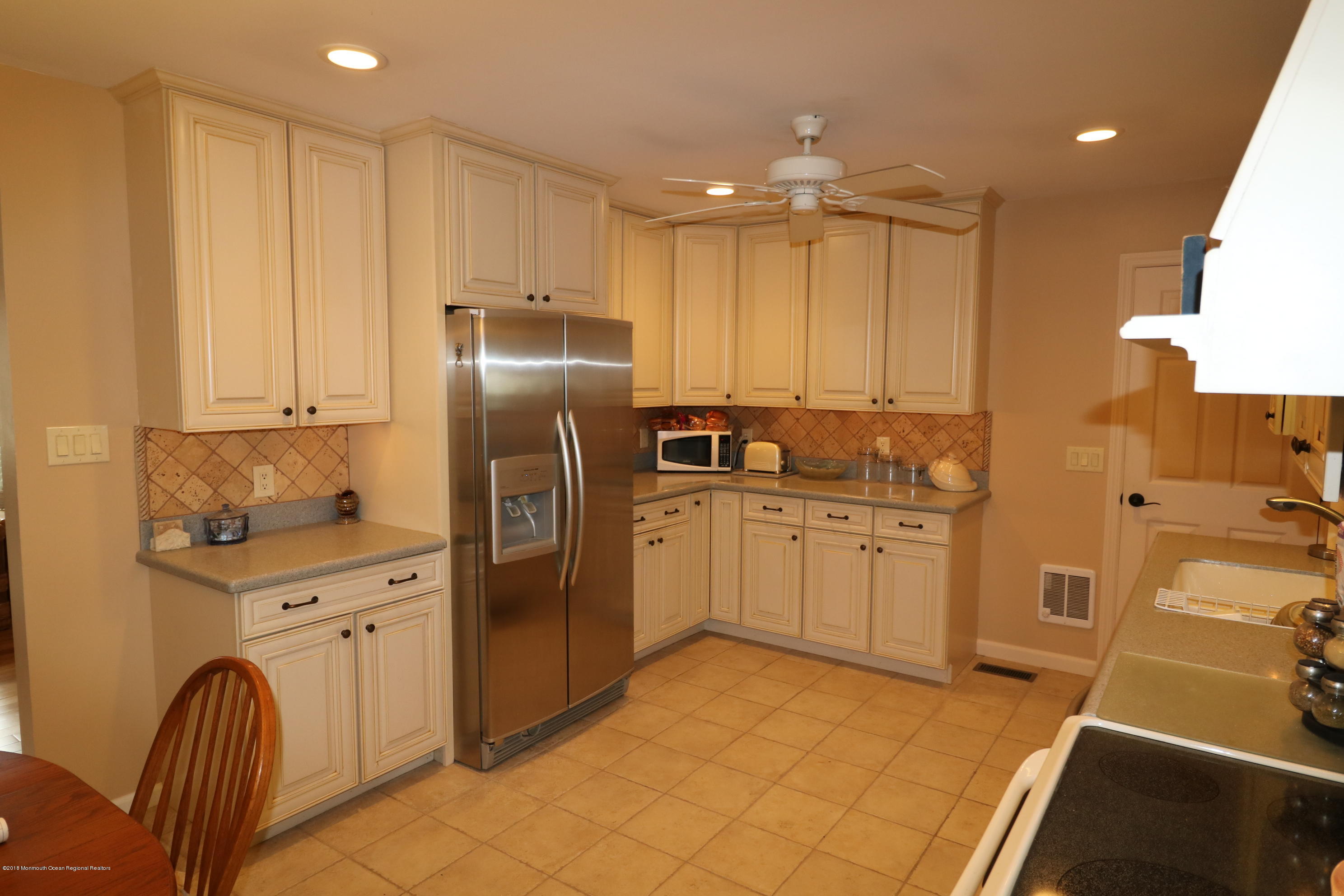 221 Spray Road Manahawkin, NJ 08050 - Photo 15 of 49 IMG_1947