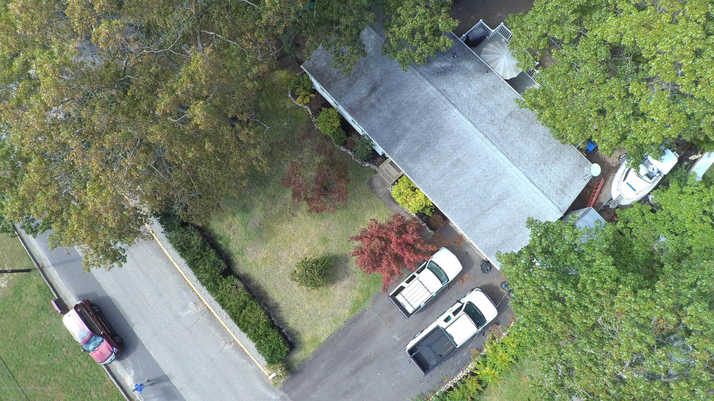 221 Spray Road Manahawkin, NJ 08050 - Photo 4 of 49 MAX_0021