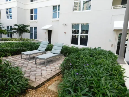 $420,000 | 511 Southeast 5th Avenue, Unit 1201, Fort Lauderdale, FL 33301