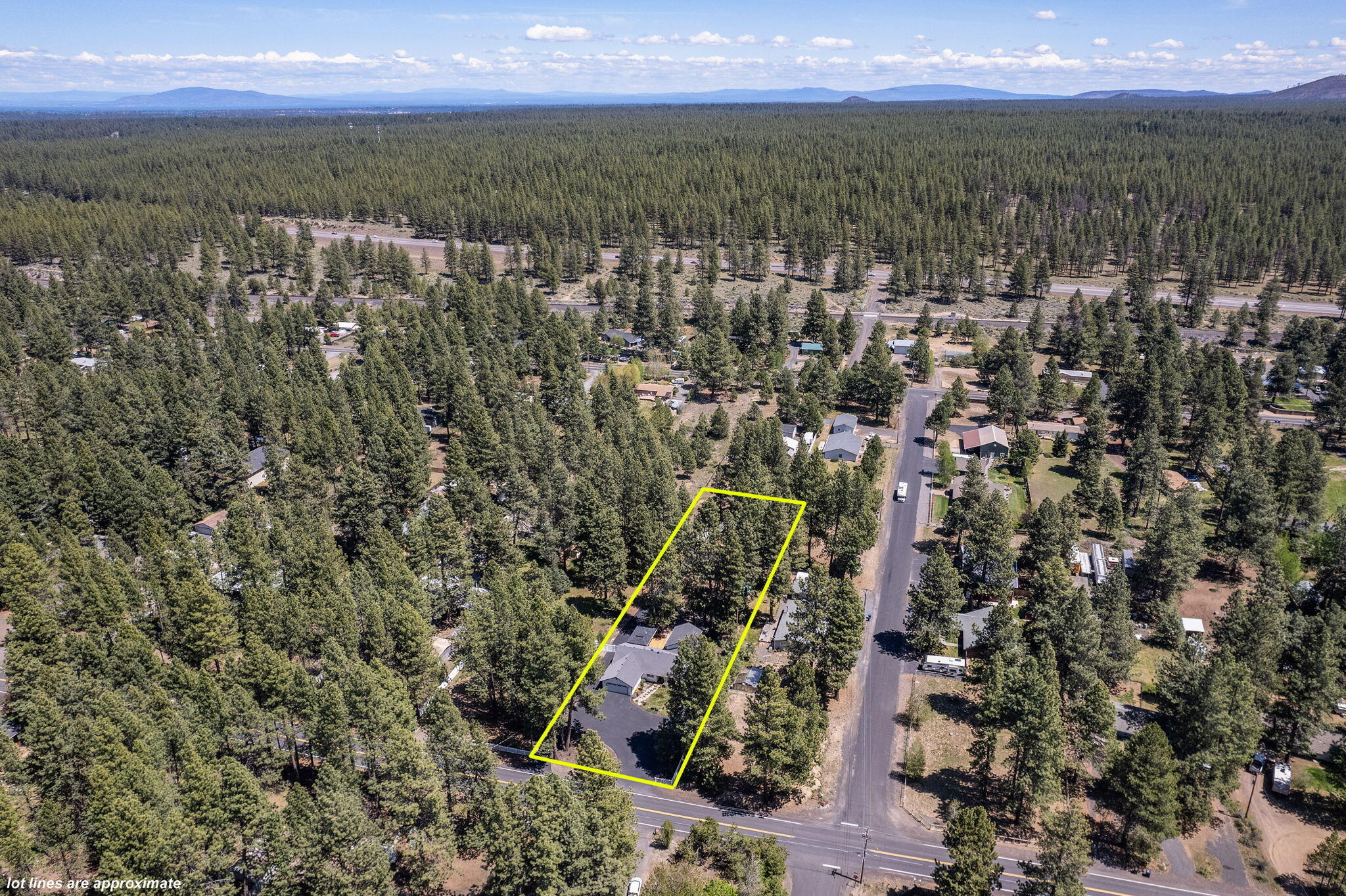 59842 Navajo Road Bend, OR 97702 - Photo 50 of 52 a view of a city