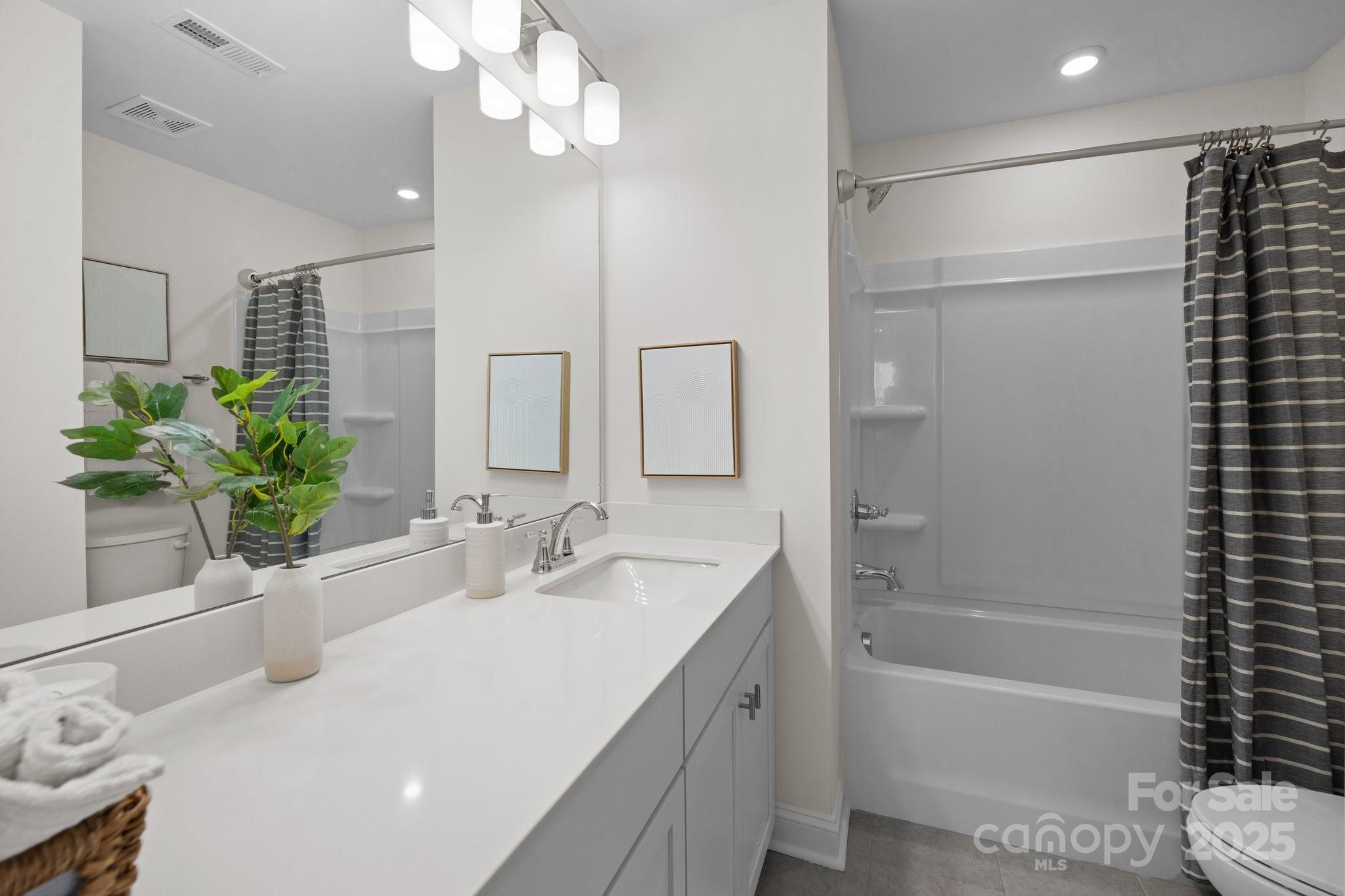 4117 Walking Ridge Road, Unit 55 Charlotte, NC 28208 - Photo 14 of 32 Gallery Image 14