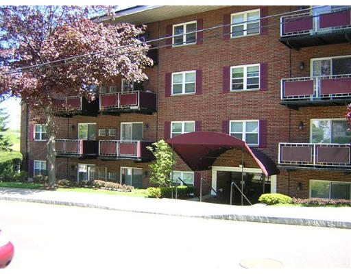 70 Warren Avenue, Unit G2 Chelsea, MA 02150 - Photo 2 of 3