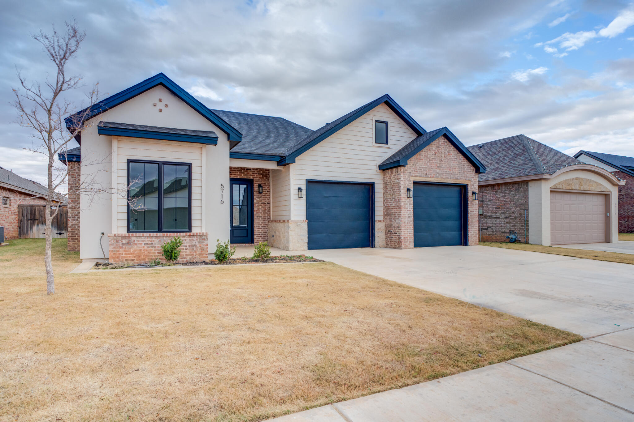 5716 119th Street Lubbock, TX 79424 - Photo 1 of 39 5716-119th-St_Lubbock-TX_2_Front-Exterio