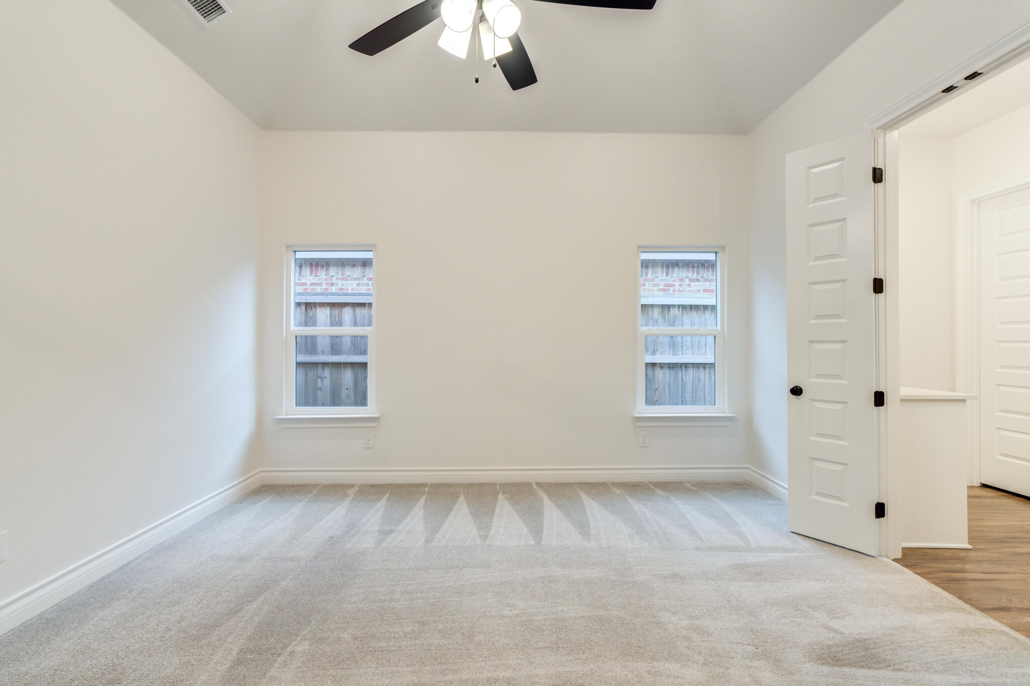 5716 119th Street Lubbock, TX 79424 - Photo 26 of 39 5716-119th-St_Lubbock-TX_22_Primary-Bedr