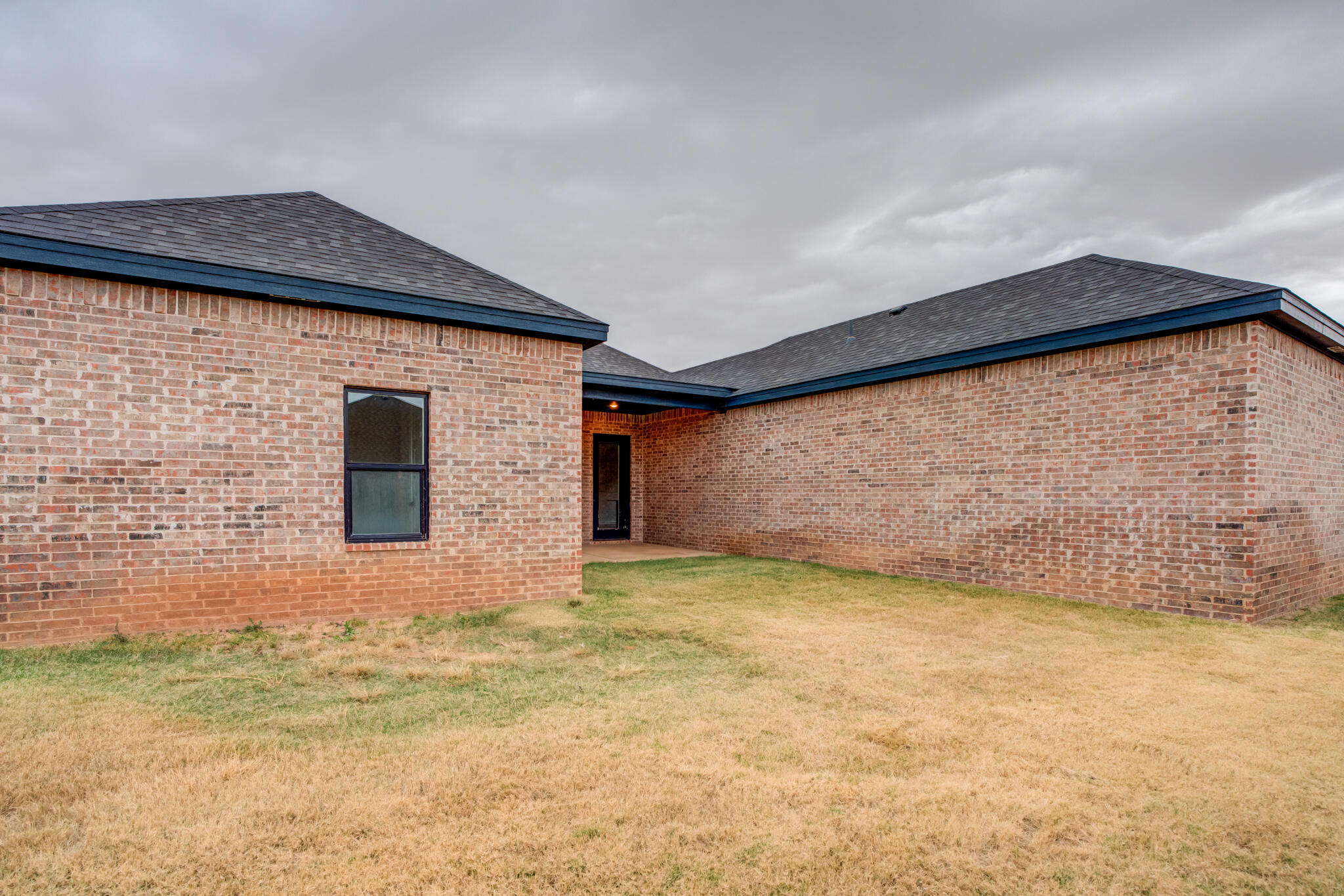 5716 119th Street Lubbock, TX 79424 - Photo 38 of 39 5716-119th-St_Lubbock-TX_36_Back-Exterio