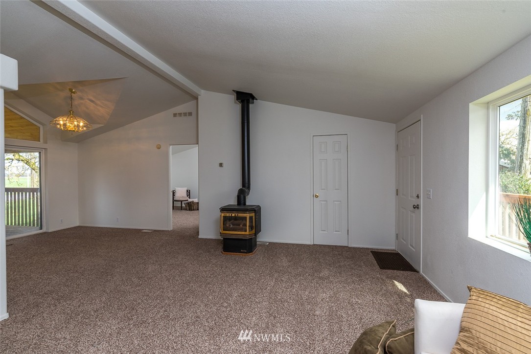 8240 Enterprise Road Custer, WA 98240 - Photo 3 of 22