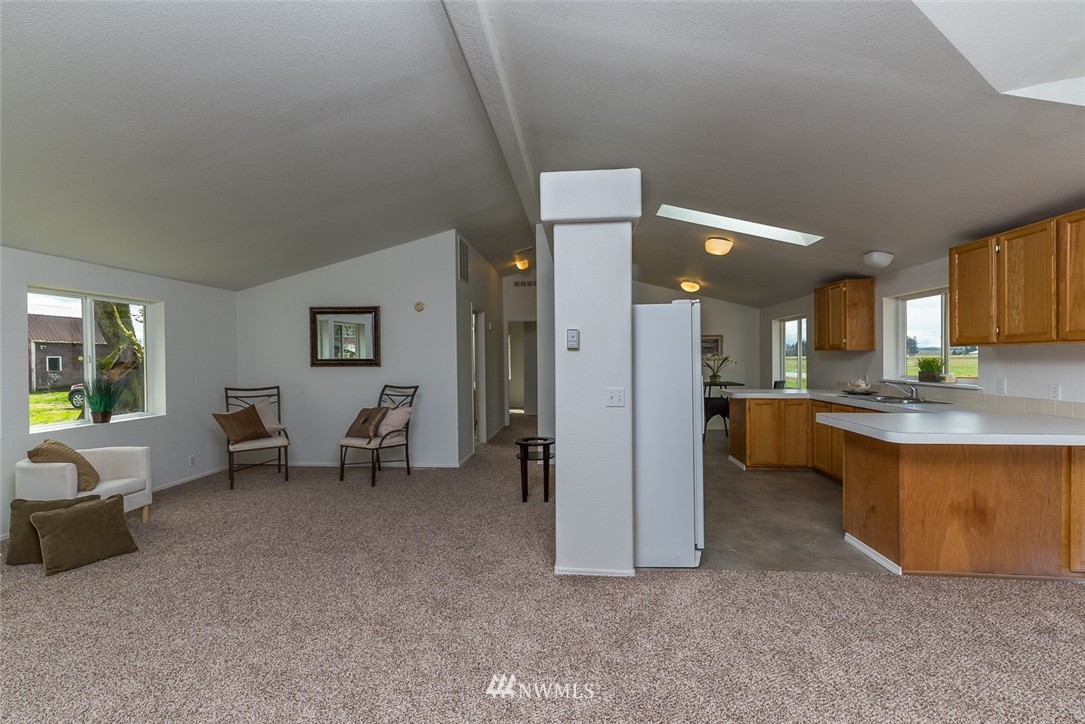 8240 Enterprise Road Custer, WA 98240 - Photo 4 of 22