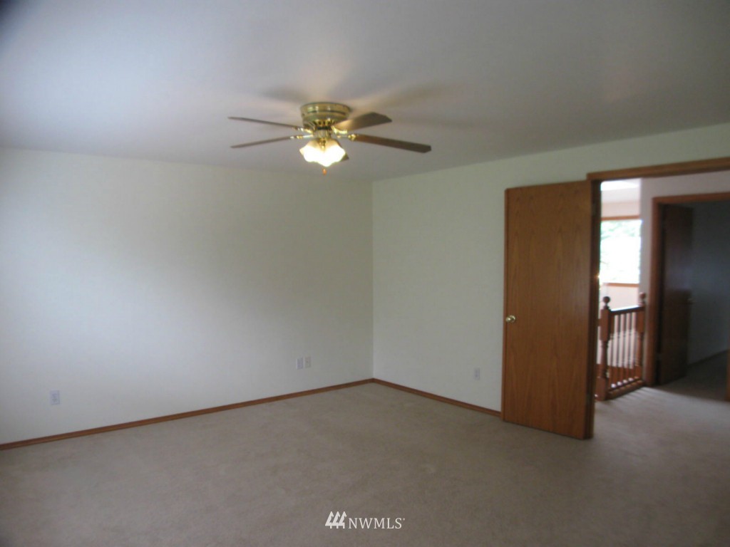 330 South Waugh Road Mount Vernon, WA 98274 - Photo 15 of 24 Gallery Image 15