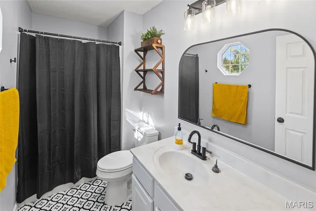 $280,000 | 919 Carla Drive, Troy, IL 62294