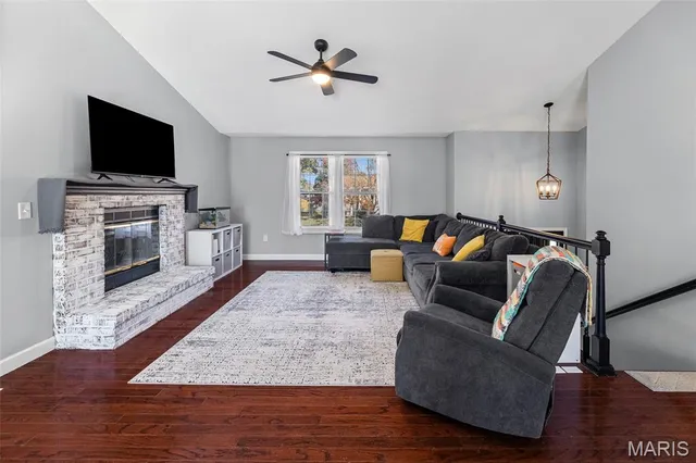 $280,000 | 919 Carla Drive, Troy, IL 62294