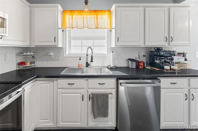 $280,000 | 919 Carla Drive, Troy, IL 62294