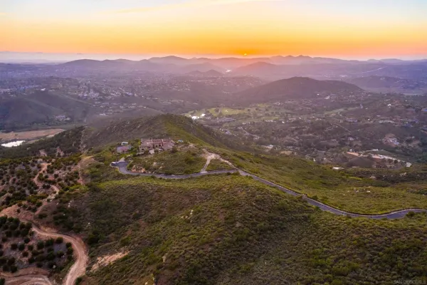 $875,000 | 18035 Sunset Point, Unit 3, Poway, CA 92064
