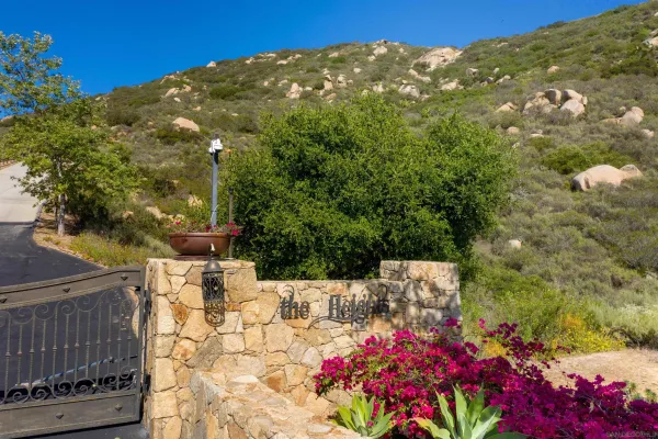 $875,000 | 18035 Sunset Point, Unit 3, Poway, CA 92064