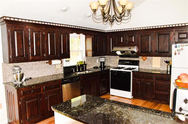 56 Forrest Road Westford, MA 01886 - Photo 9 of 22 Gallery Image 9