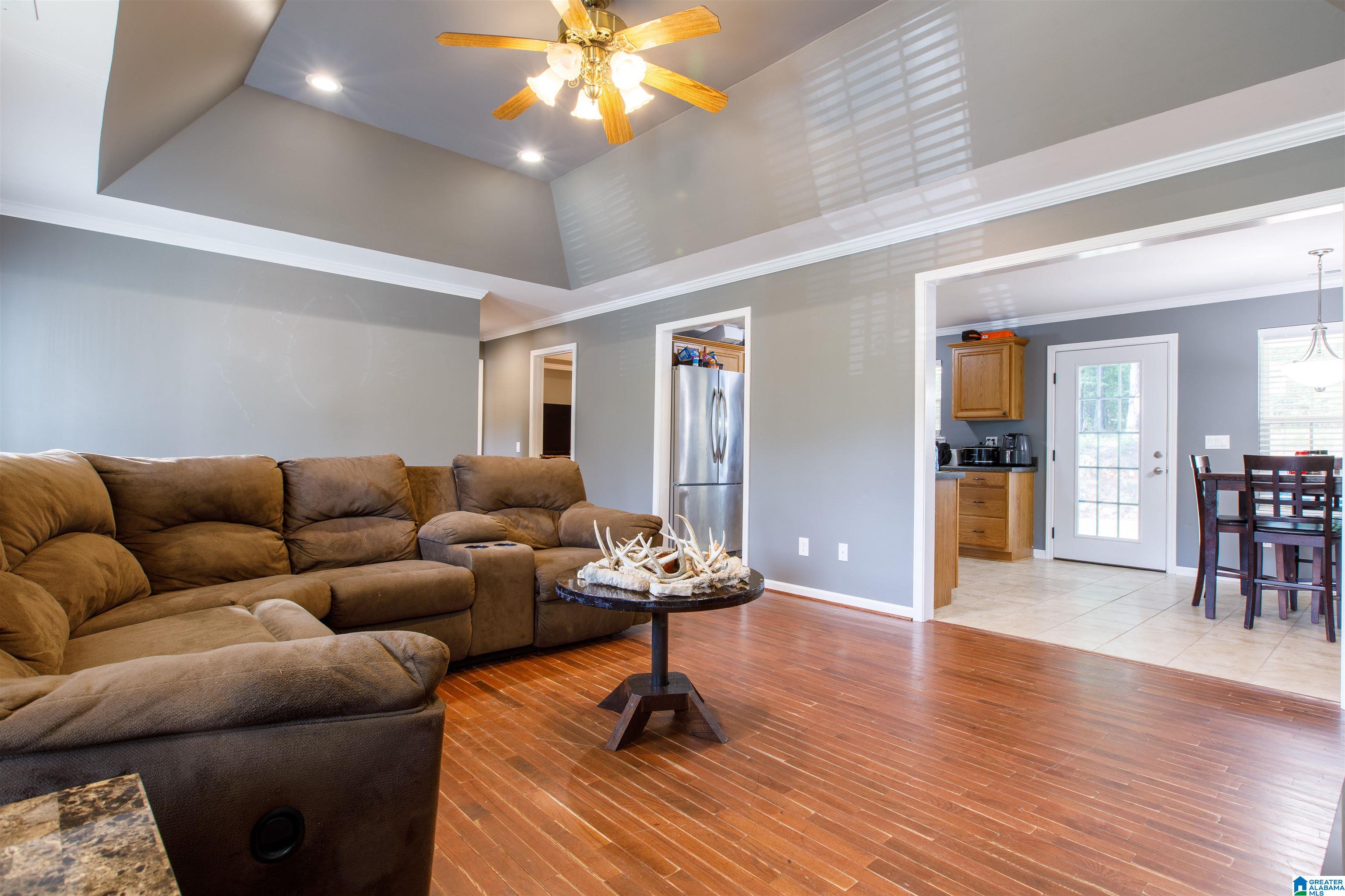 137 Gilmore Road Jasper, AL 35504 - Photo 4 of 17