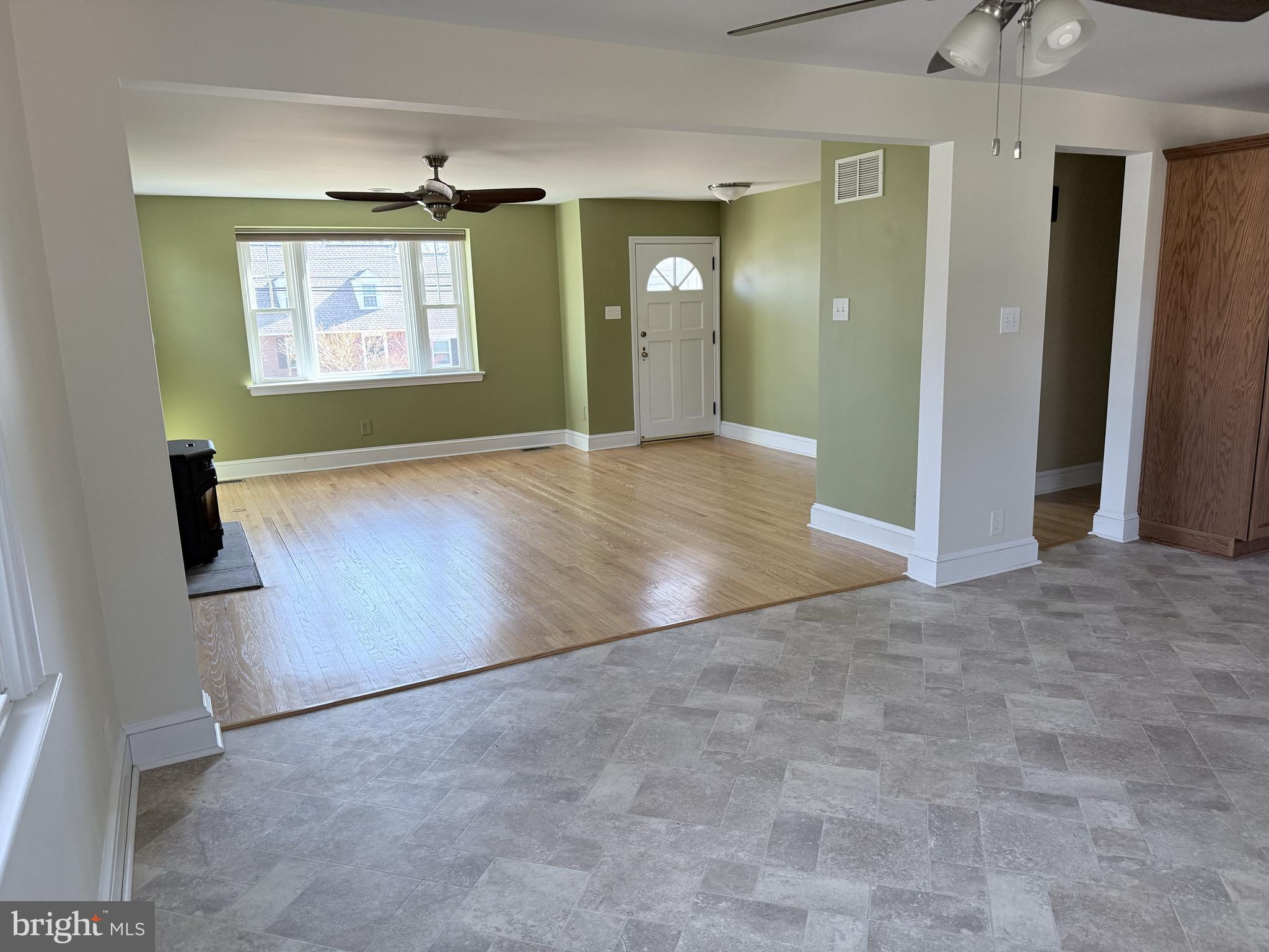 302 South Valley Forge Road Devon, PA 19333 - Photo 12 of 28 an empty room with windows and closet
