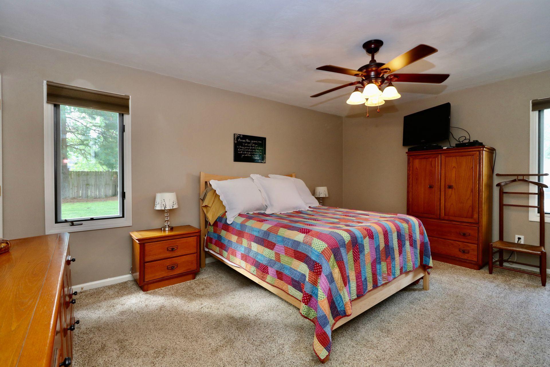 5241 Setter Road Roanoke, VA 24012 - Photo 15 of 44 19