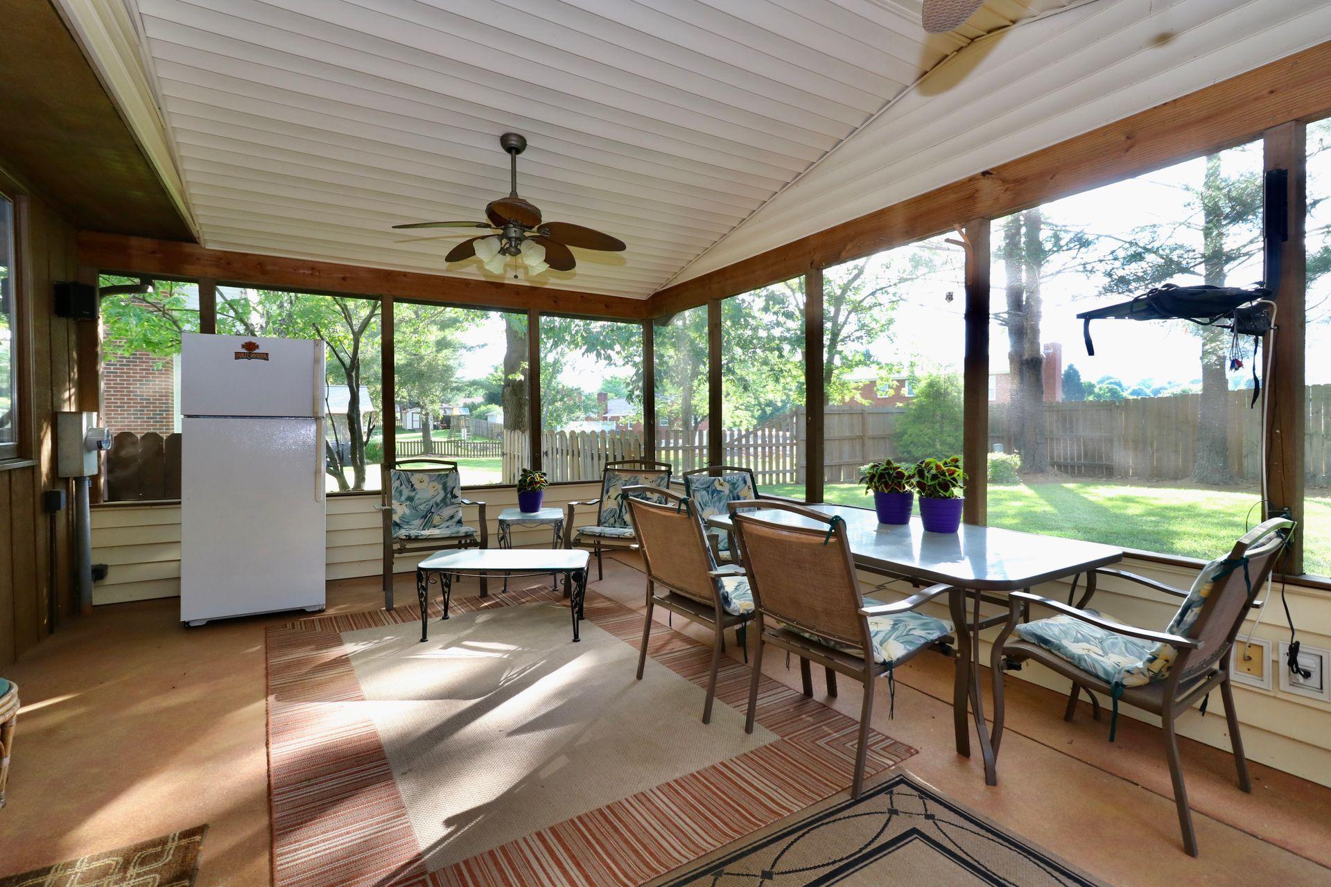 5241 Setter Road Roanoke, VA 24012 - Photo 30 of 44 38
