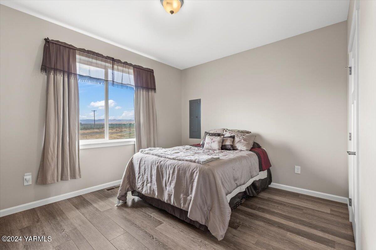 15145 Summitview Ext Road Yakima, WA 98908 - Photo 27 of 34 26- Bedroom 3