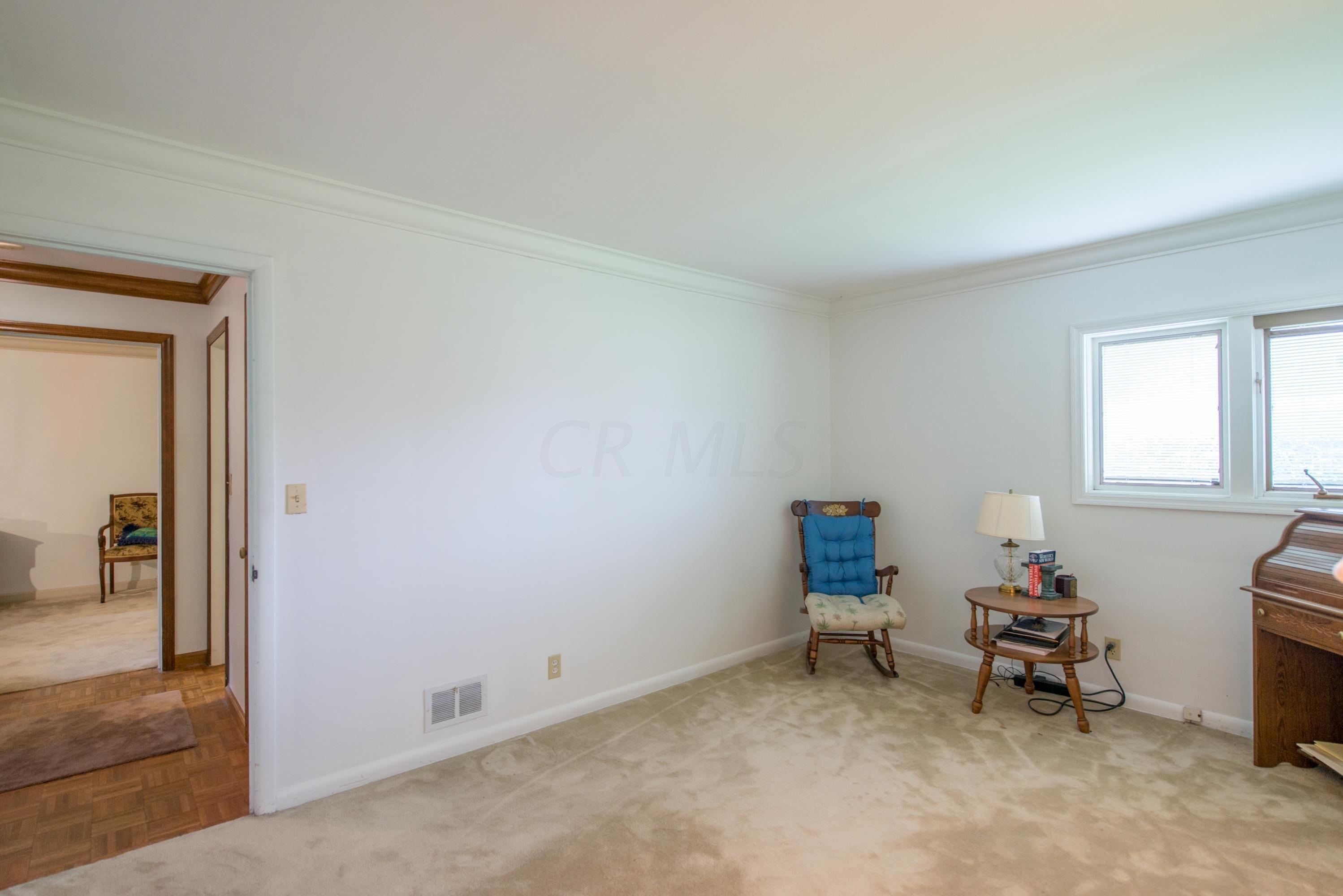 3077 Tremont Road Columbus, OH 43221 - Photo 13 of 21