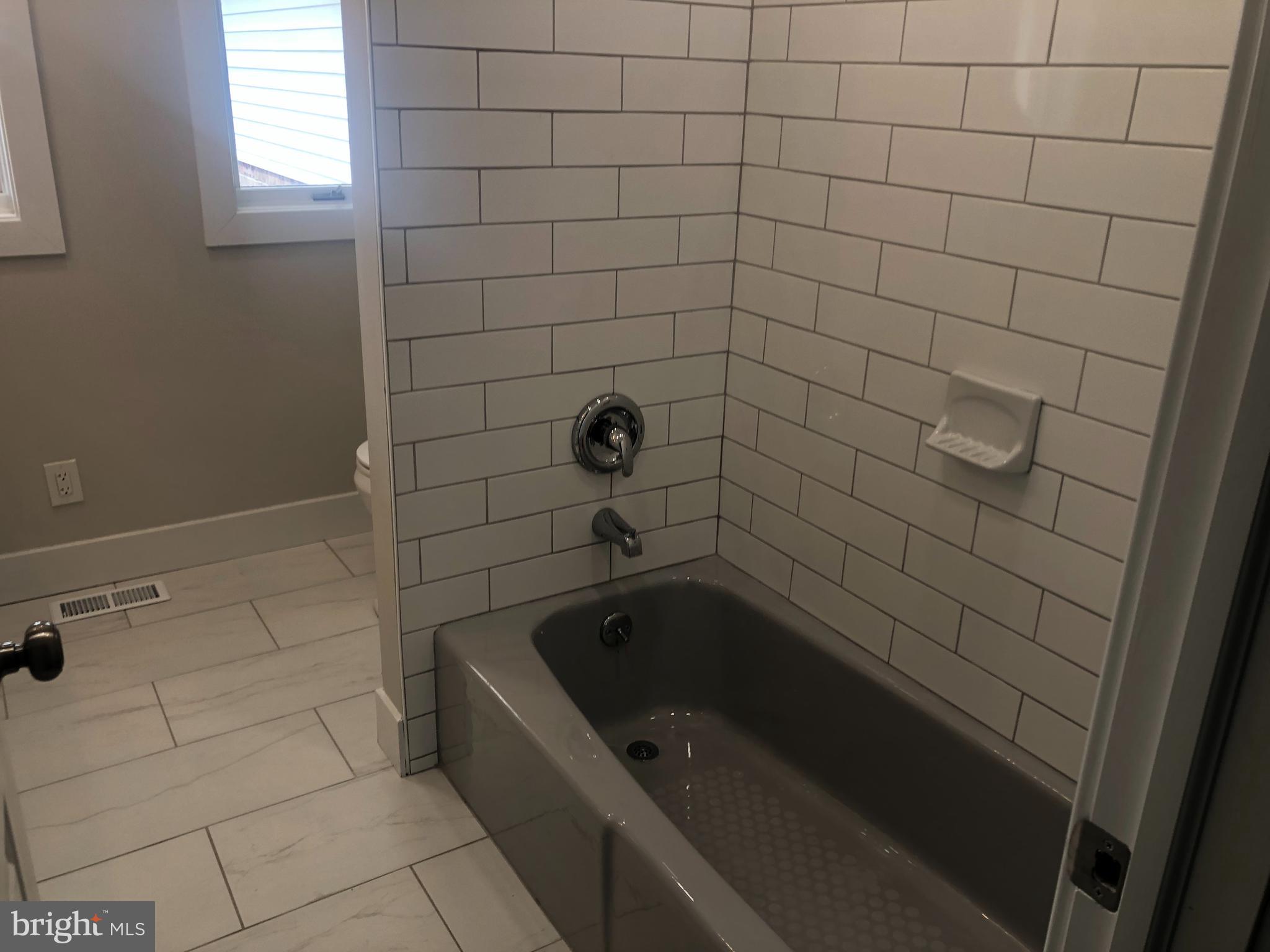 2960 Barndt Road Telford, PA 18969 - Photo 28 of 45 1st Fl Bath