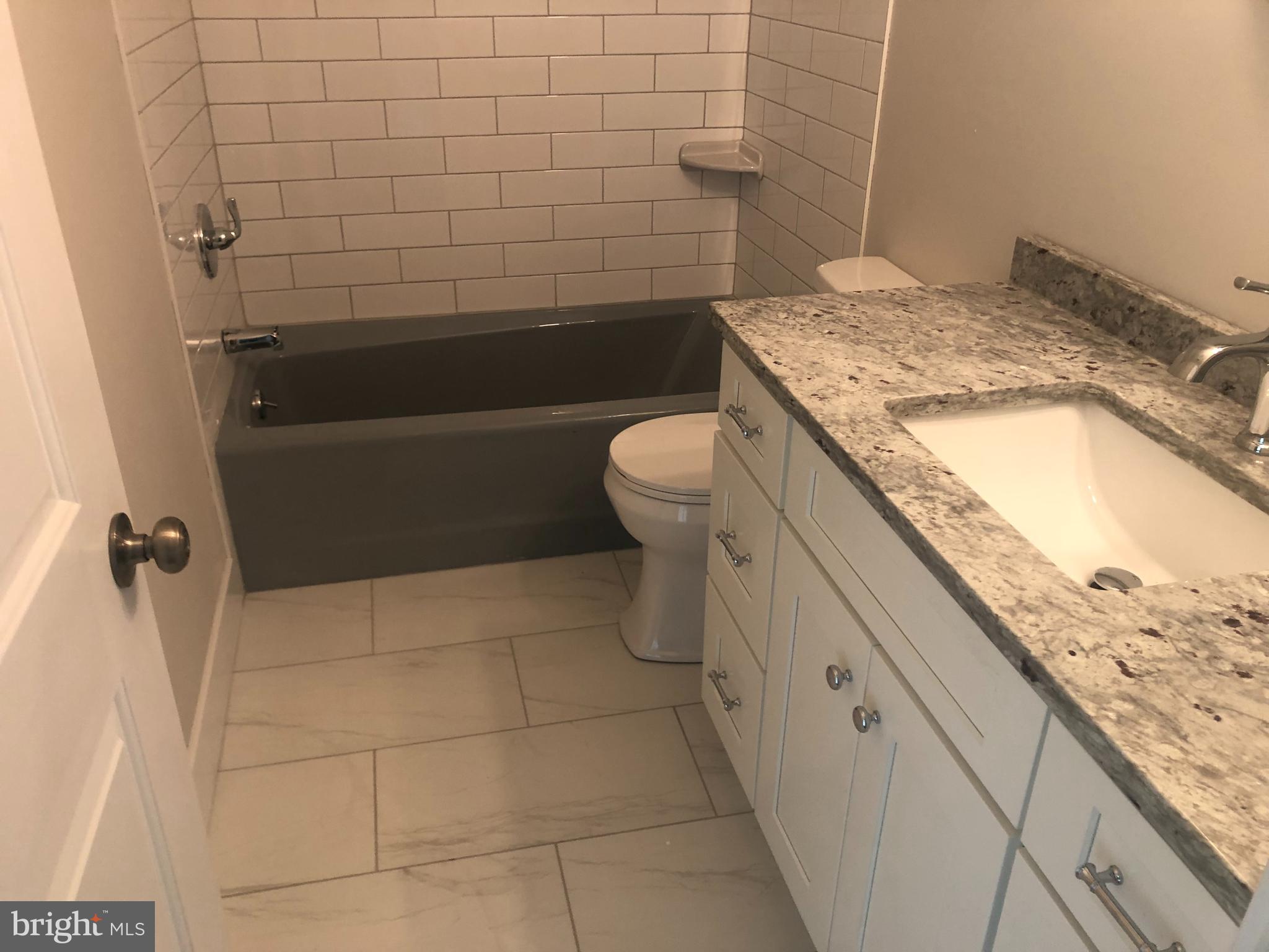 2960 Barndt Road Telford, PA 18969 - Photo 34 of 45 2nd Fl full Bath