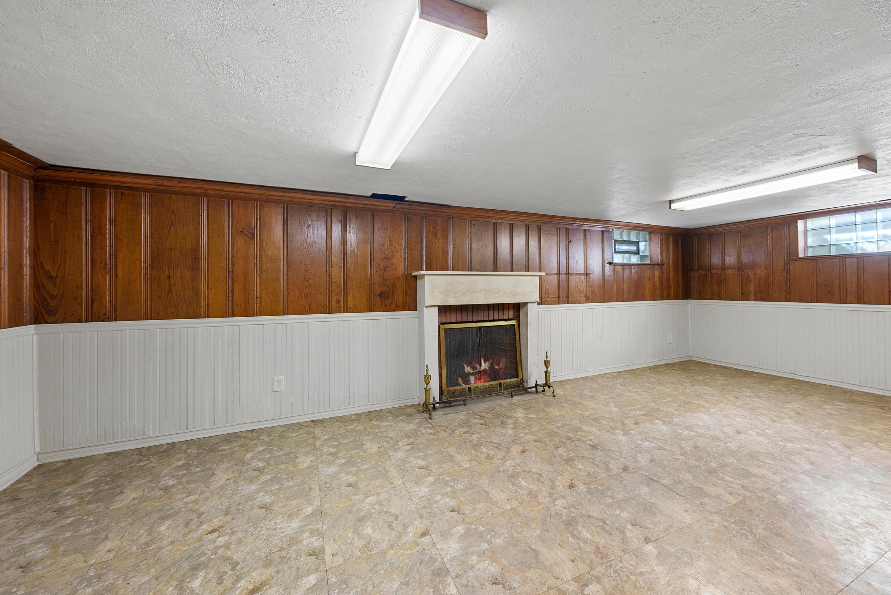 2685 Andover Road Columbus, OH 43221 - Photo 34 of 62 The LL rec room offer over 300 sq feet of additional living space