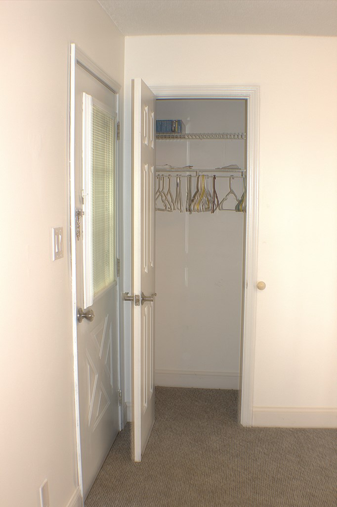 125 Moore View Drive Murphy, NC 28906 - Photo 17 of 49 a view of an front door