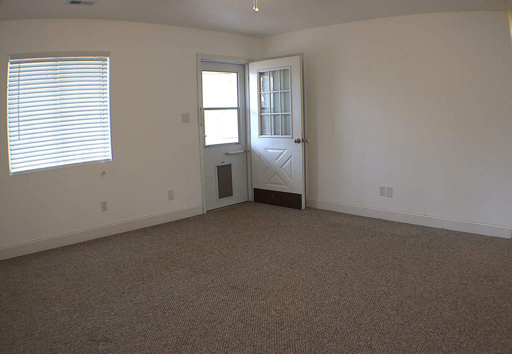 125 Moore View Drive Murphy, NC 28906 - Photo 4 of 49 wooden floor and window in a room