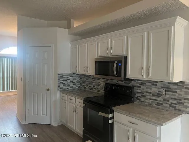 $2,650 | 2095 Willesdon Drive East, Jacksonville, FL 32246