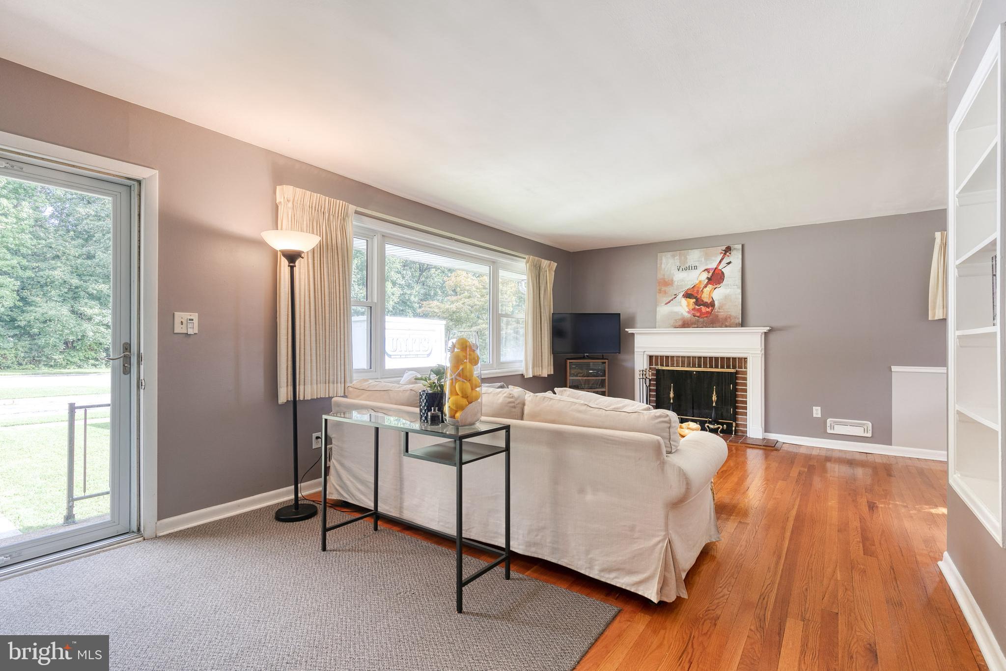 23 East Ridgely Road Lutherville-Timonium, MD 21093 - Photo 8 of 37 Gallery Image 8