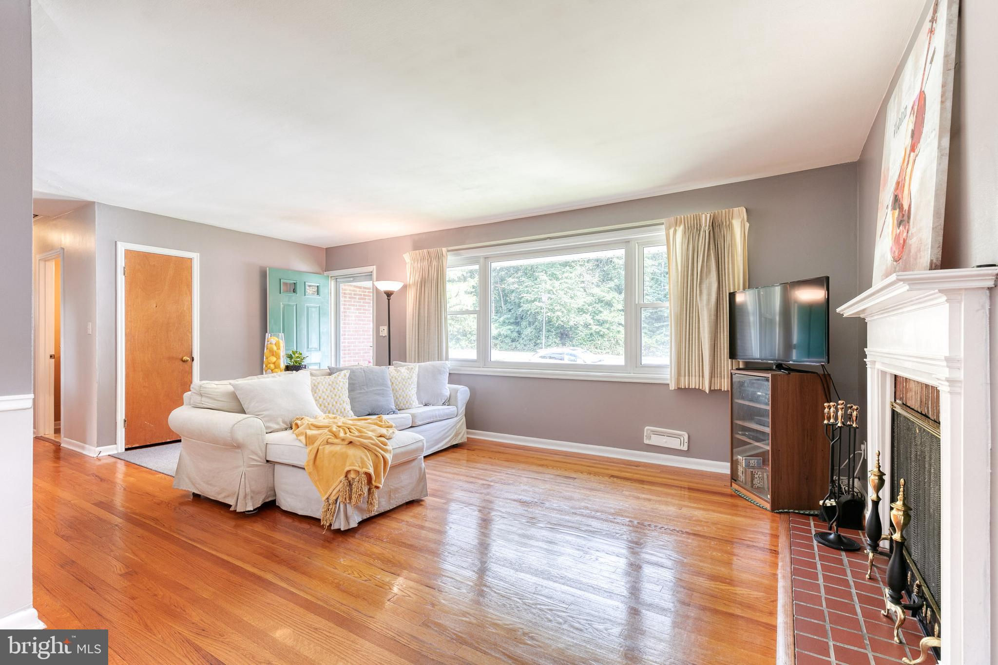23 East Ridgely Road Lutherville-Timonium, MD 21093 - Photo 9 of 37 Gallery Image 9