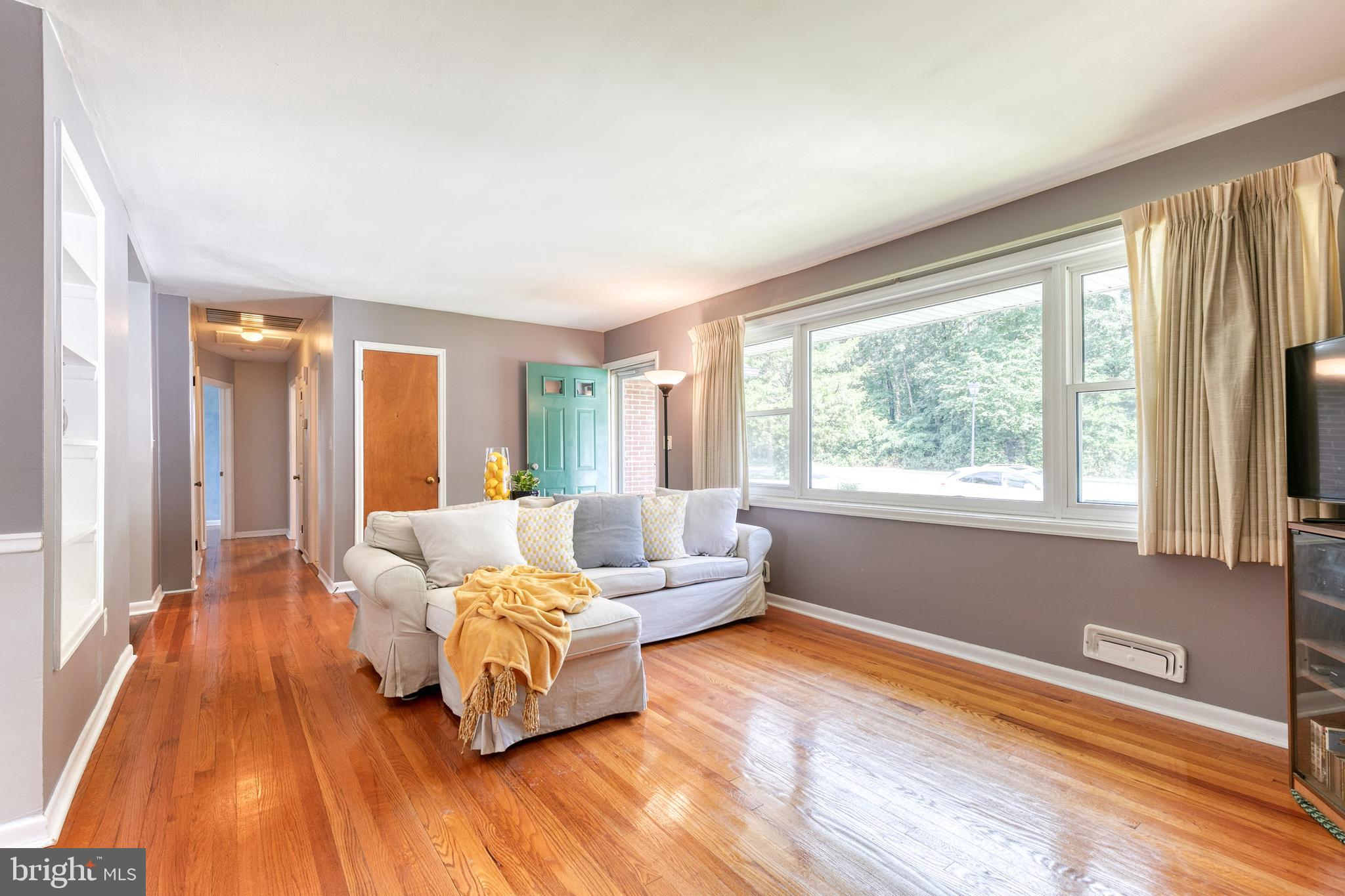 23 East Ridgely Road Lutherville-Timonium, MD 21093 - Photo 10 of 37 Gallery Image 10