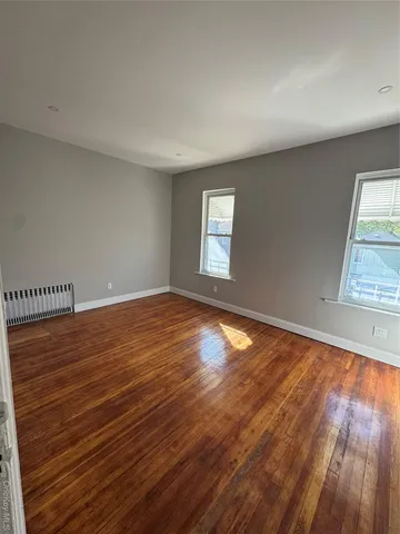 $3,800 | 4229 Grace Avenue | Wakefield