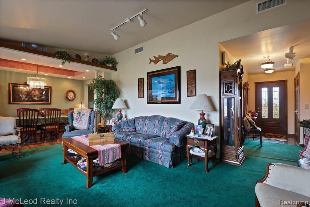 4922 Barnes Road Millington, MI 48746 - Photo 14 of 96