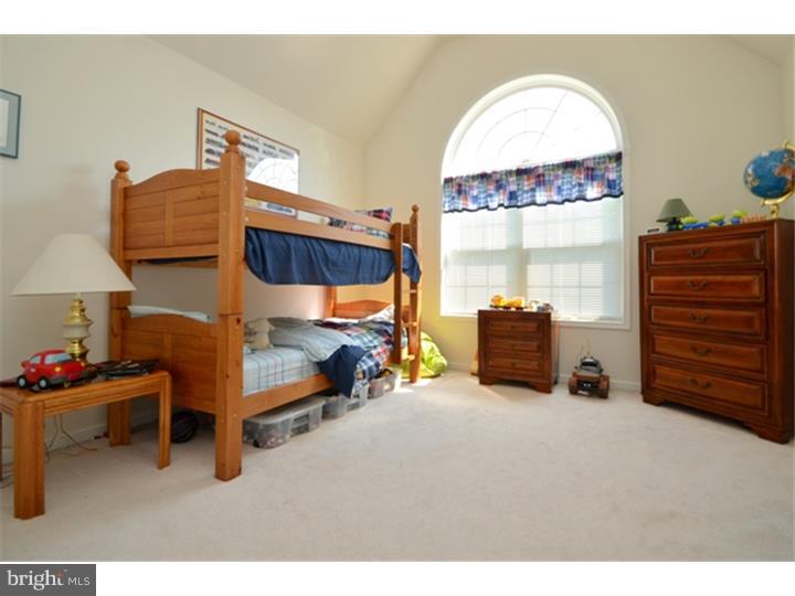 455 English Road Bath, PA 18014 - Photo 17 of 25