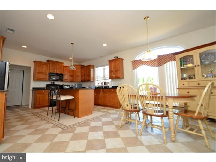 455 English Road Bath, PA 18014 - Photo 4 of 25