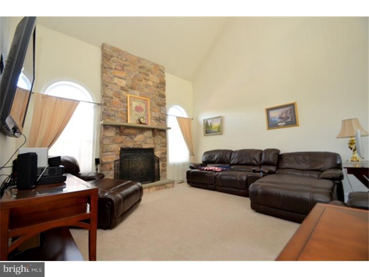 455 English Road Bath, PA 18014 - Photo 9 of 25