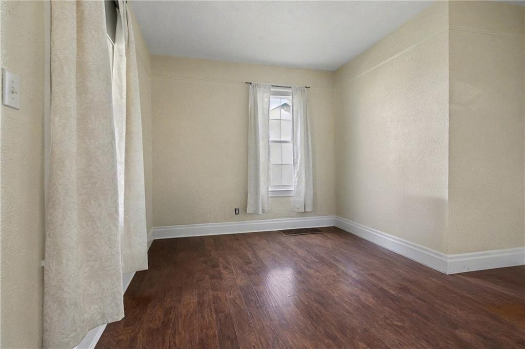 211 Crawford Street Houston, PA 15342 - Photo 6 of 30