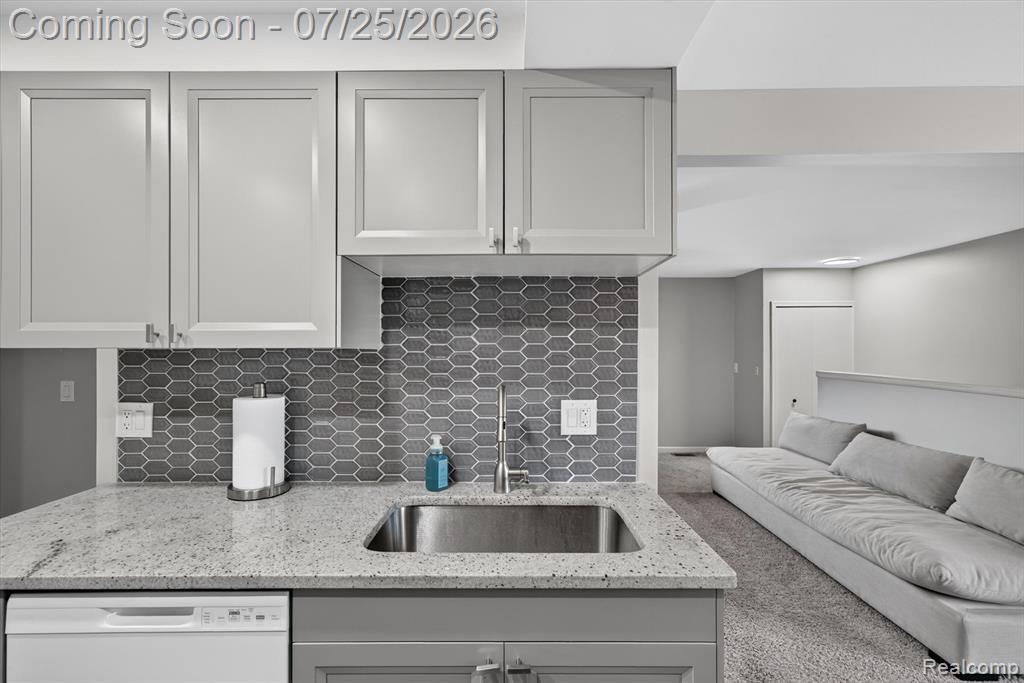 51116 South Foster Road New Baltimore, MI 48047 - Photo 13 of 31 Gallery Image 13