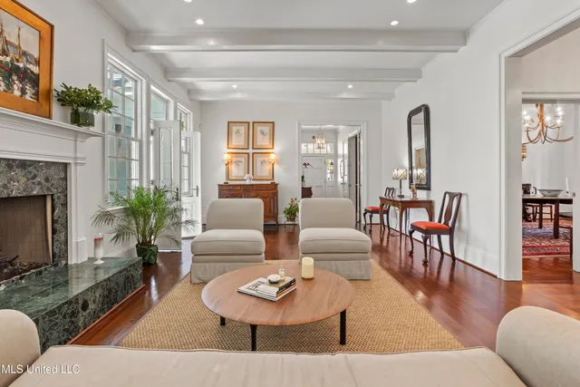 $2,100,000 | 600 West Beach Boulevard, Pass Christian, MS 39571