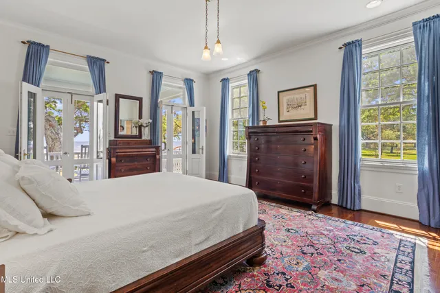 $2,100,000 | 600 West Beach Boulevard, Pass Christian, MS 39571