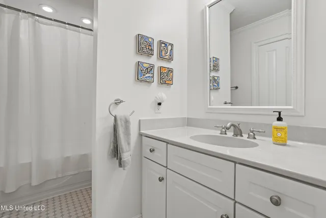 $2,100,000 | 600 West Beach Boulevard, Pass Christian, MS 39571