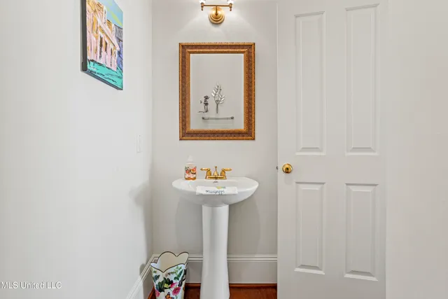 $2,100,000 | 600 West Beach Boulevard, Pass Christian, MS 39571