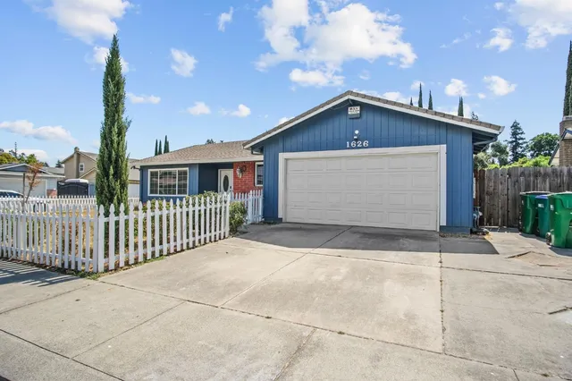 $450,000 | 1626 Navajo Drive, Stockton, CA 95209