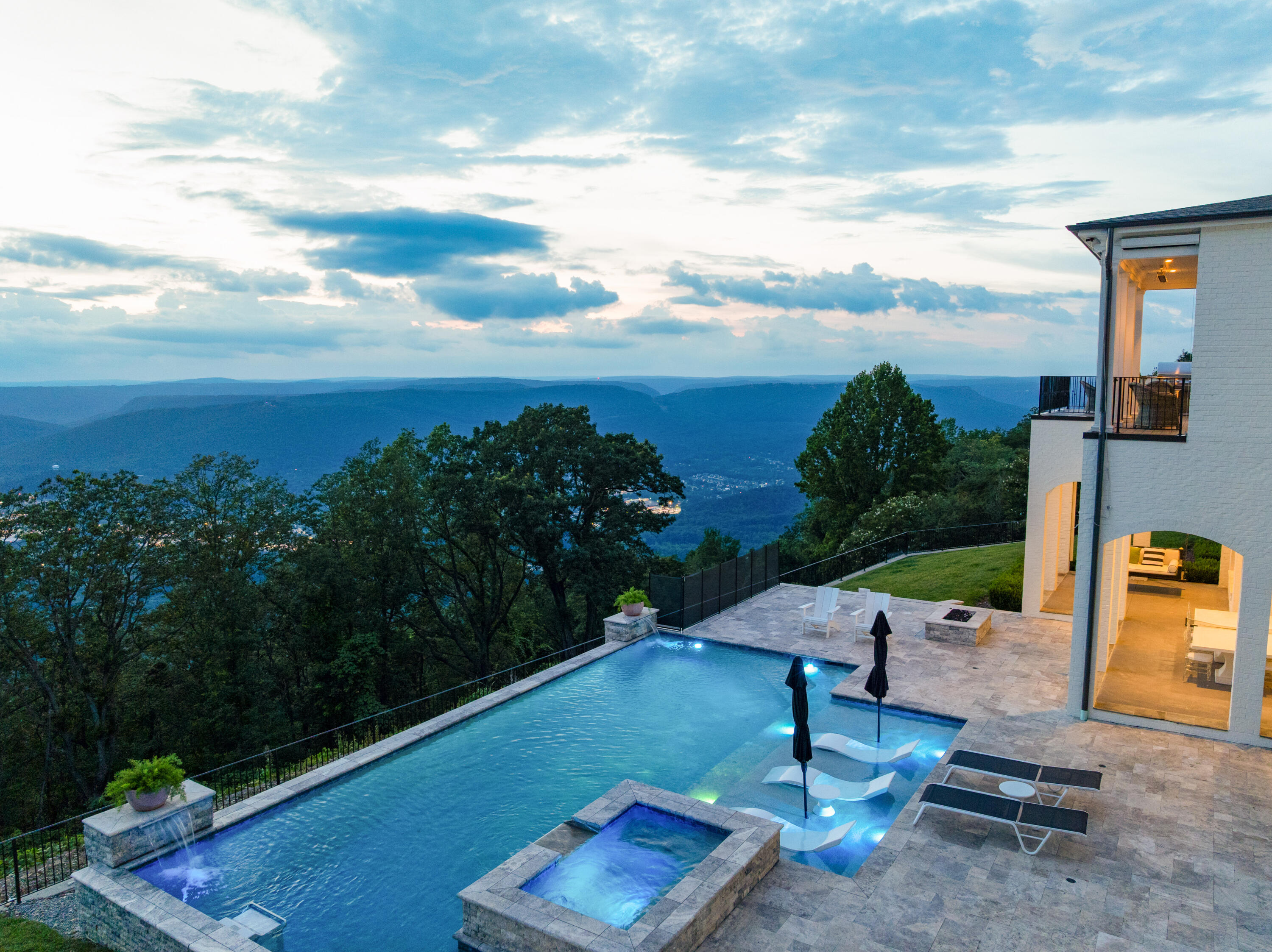 802 West Brow Road Lookout Mountain, TN 37350 - Photo 113 of 116 12 - 802 W Brow - Twilight