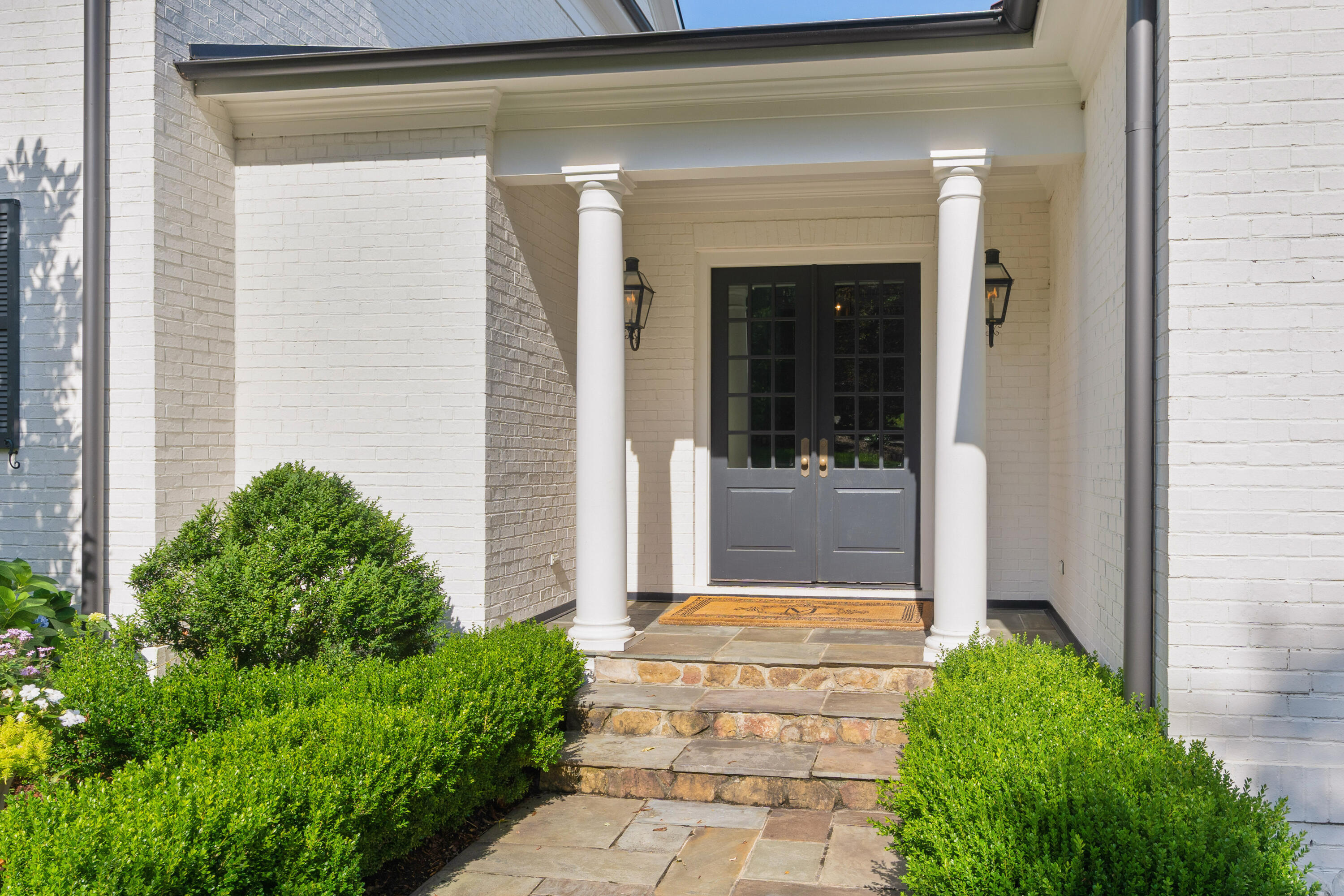 802 West Brow Road Lookout Mountain, TN 37350 - Photo 12 of 116 20 - 802 W Brow - Front