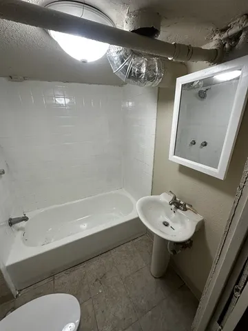 $2,495 | 435 South Poplar Avenue, Kankakee, IL 60901