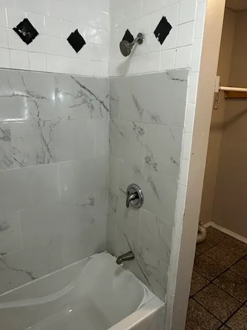 $2,495 | 435 South Poplar Avenue, Kankakee, IL 60901