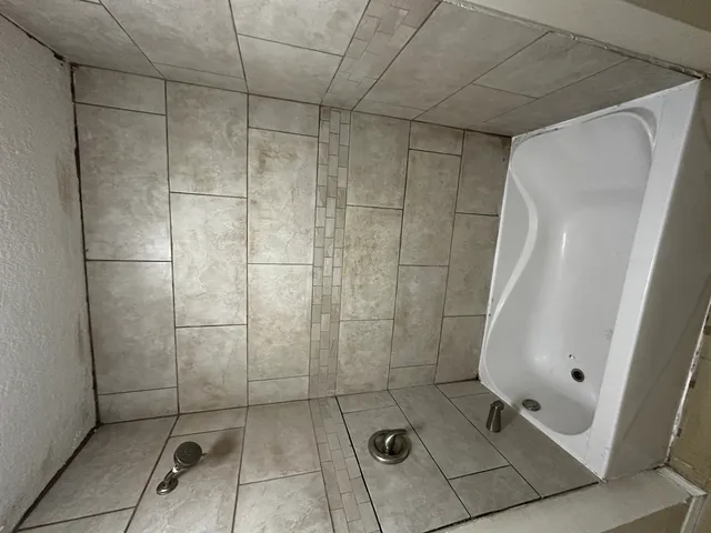 $2,495 | 435 South Poplar Avenue, Kankakee, IL 60901